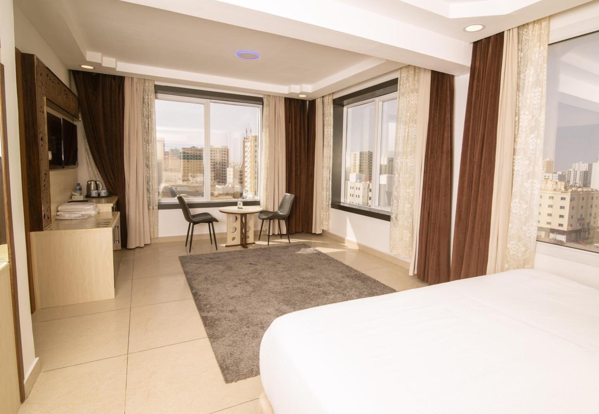 Diamond Star Hotel فندق النجمة الماسية Seeb Exterior photo