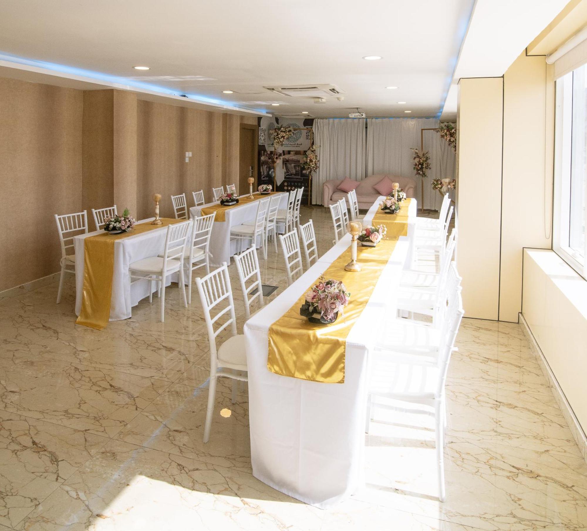 Diamond Star Hotel فندق النجمة الماسية Seeb Exterior photo