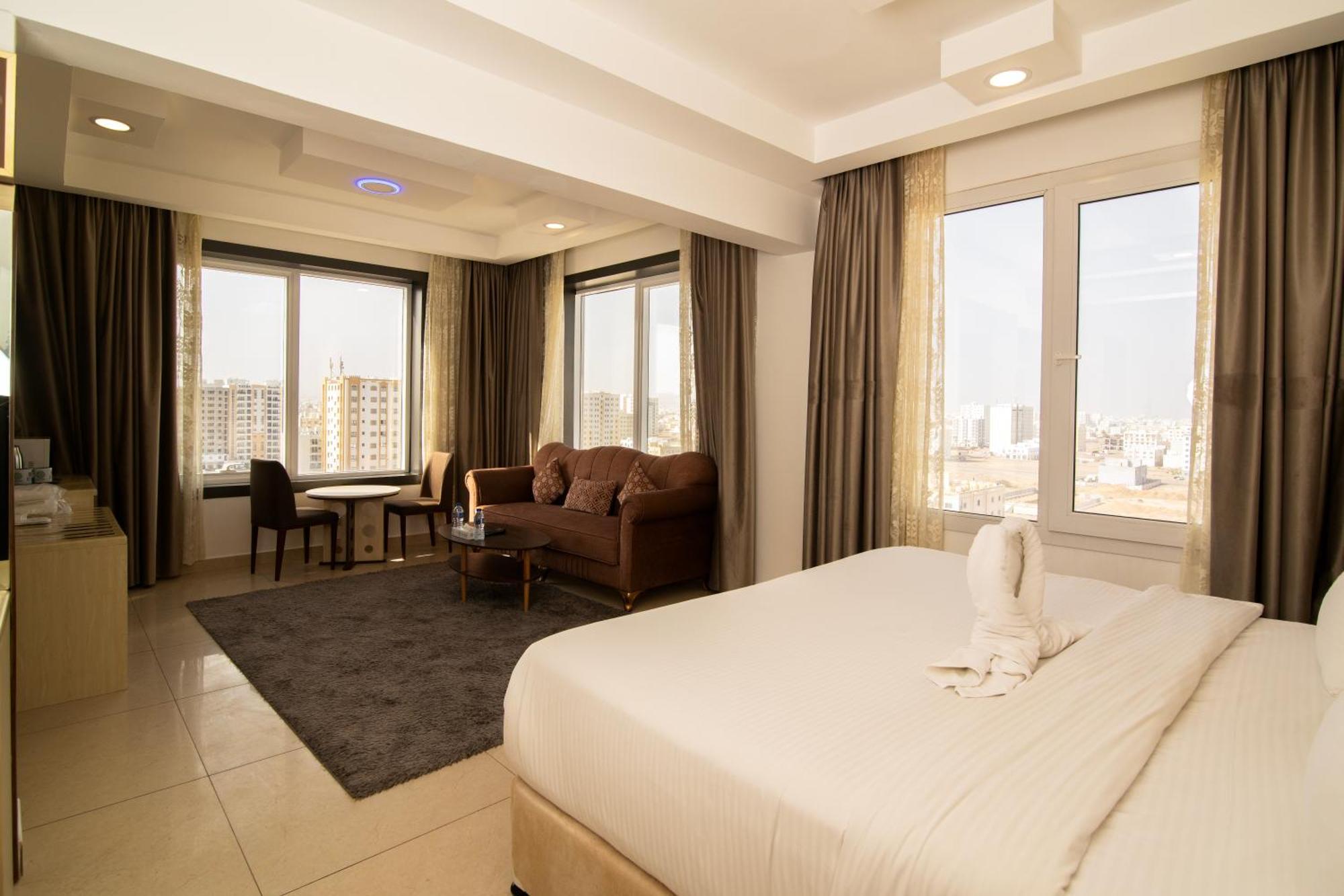 Diamond Star Hotel فندق النجمة الماسية Seeb Exterior photo