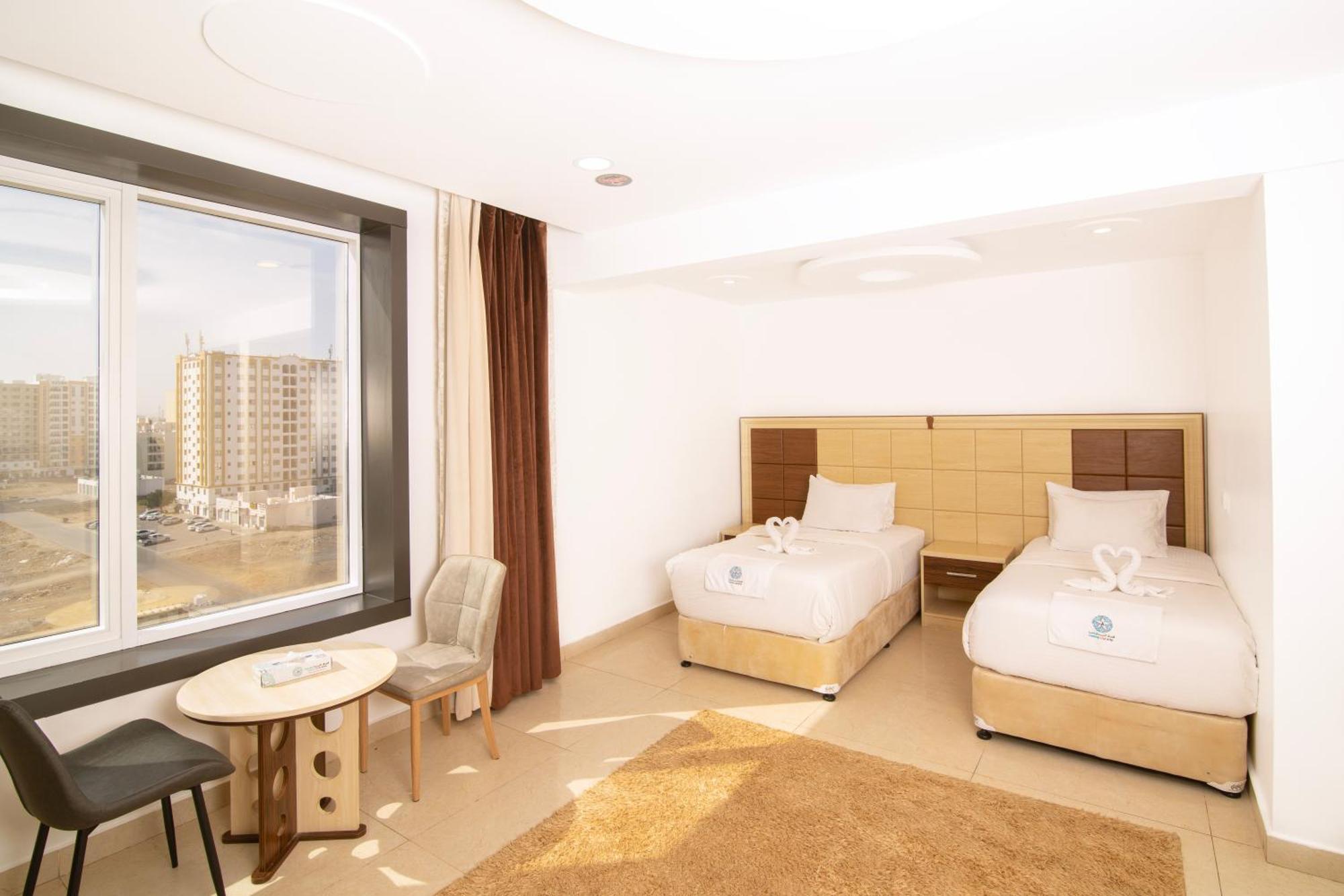 Diamond Star Hotel فندق النجمة الماسية Seeb Exterior photo