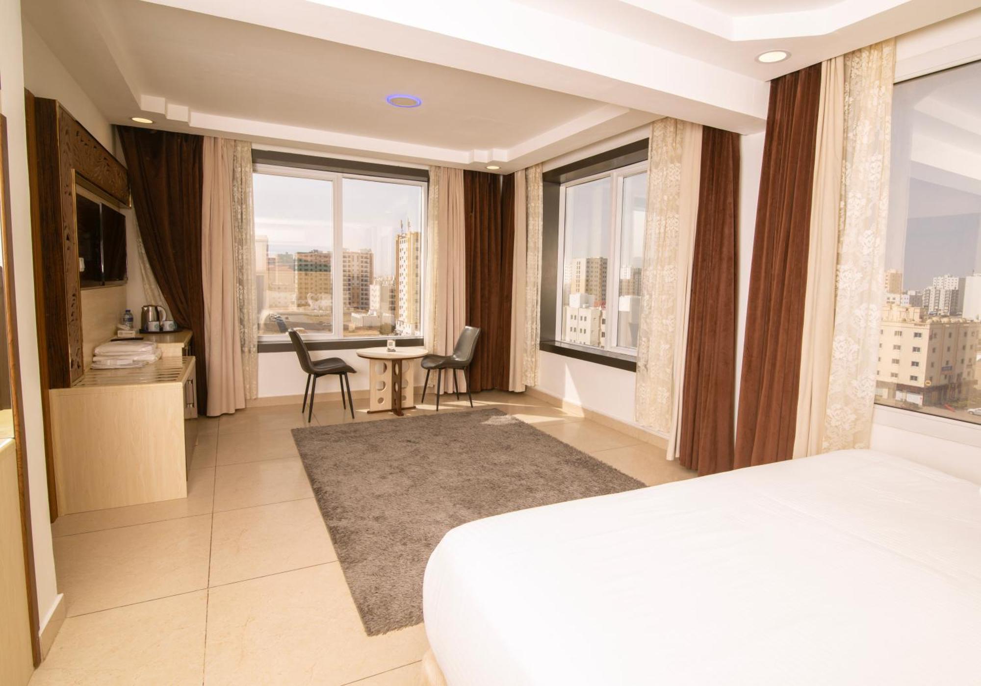 Diamond Star Hotel فندق النجمة الماسية Seeb Exterior photo